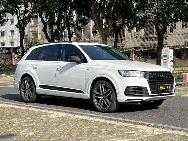 Audi Q7 2018