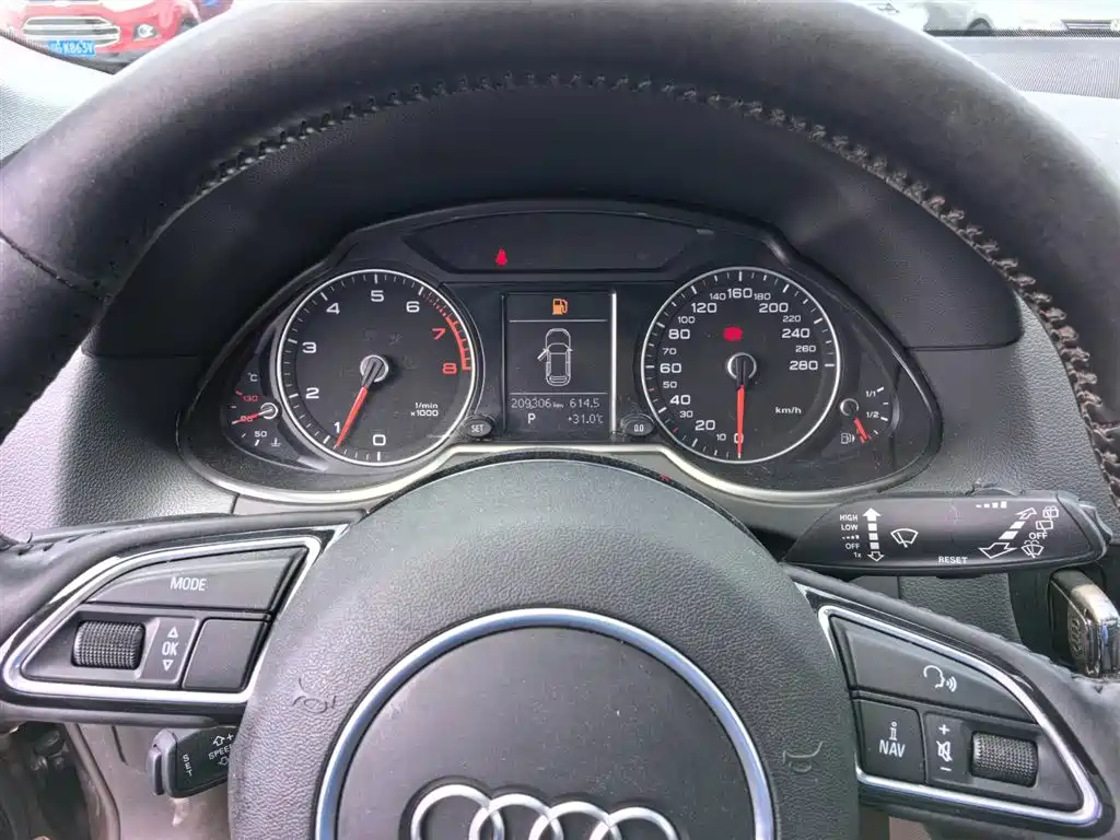 Audi Q5 2016 — фото 13
