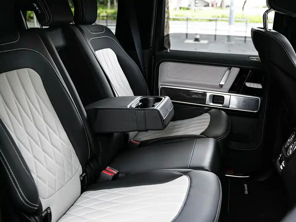Mercedes-Benz G-Class AMG 2025 — фото 15