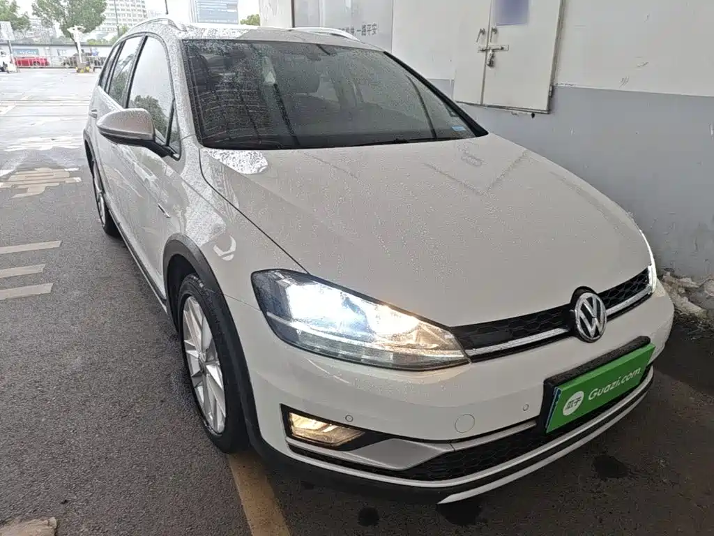 Volkswagen Golf 2020