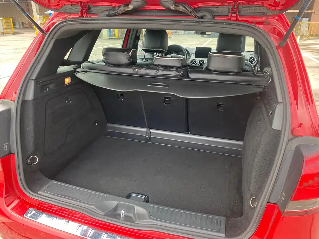 Mercedes-Benz B-Class 2018 — фото 15