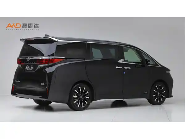 Toyota Alphard 2025