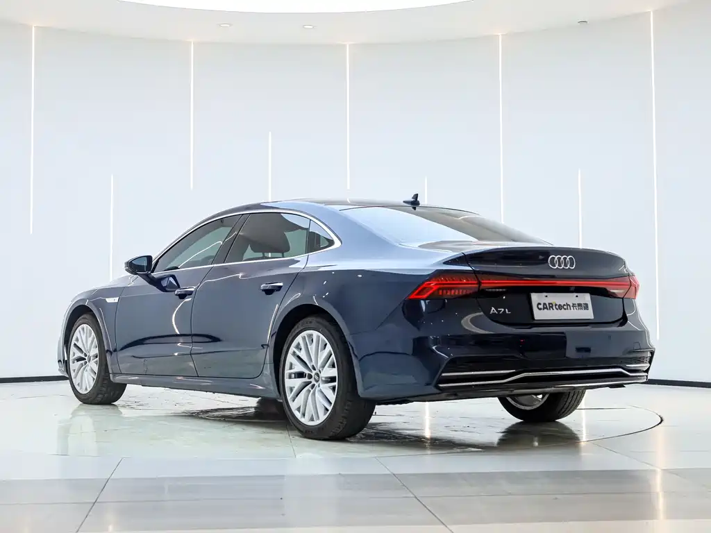 Audi A7L 2024 — фото 4