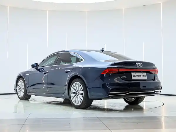 Audi A7L 2024