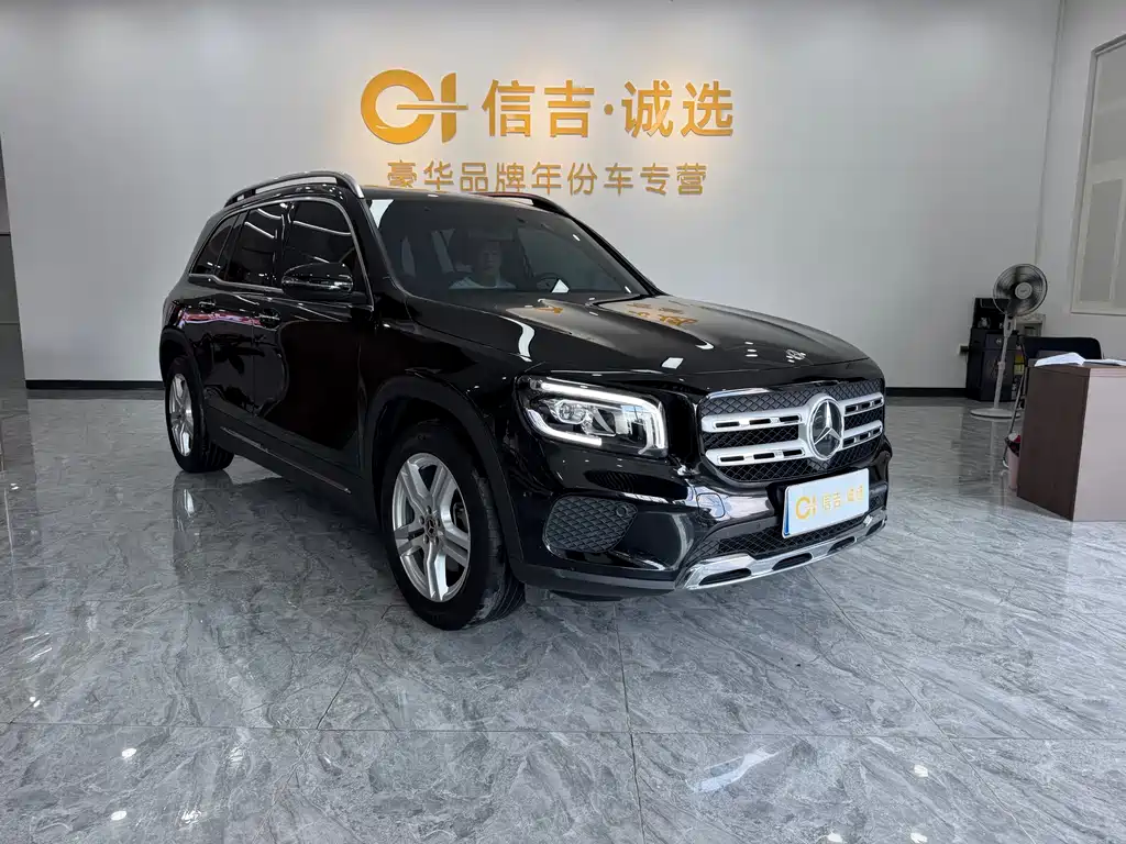 Mercedes-Benz GLB 2023 — фото 2