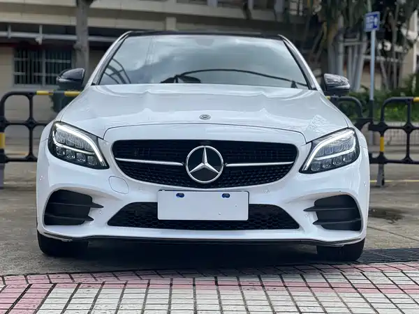 Mercedes-Benz C-Class 2021