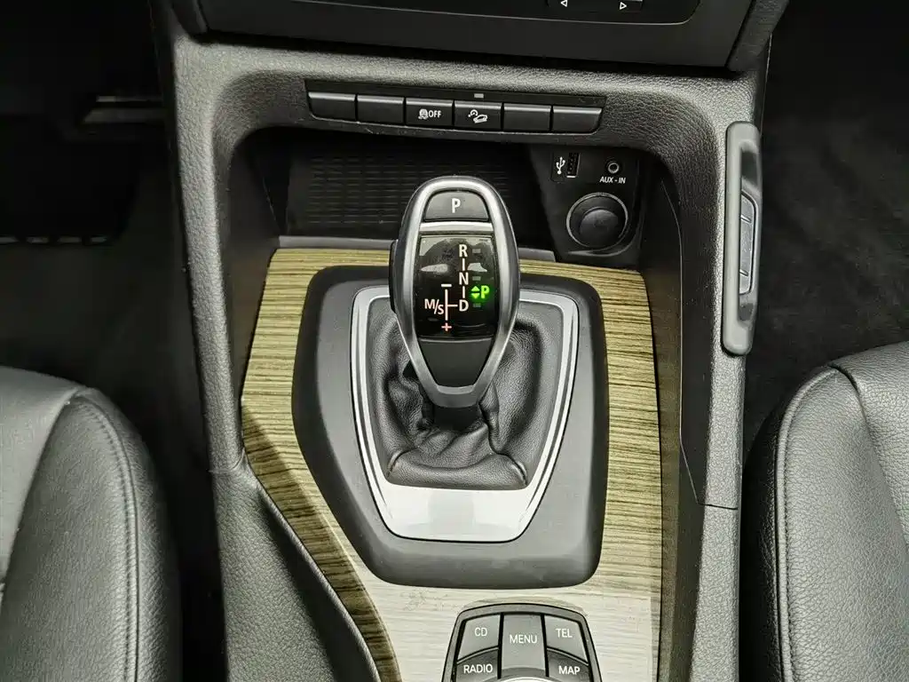 BMW X1 2012 — фото 13
