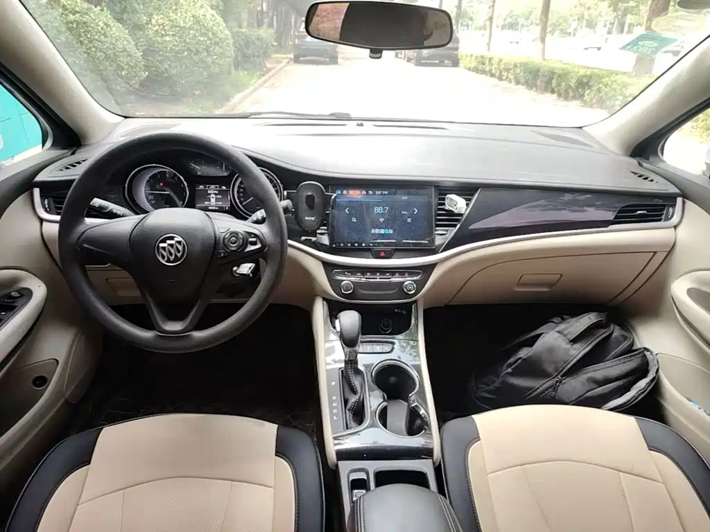 Buick Verano 2017 — фото 10
