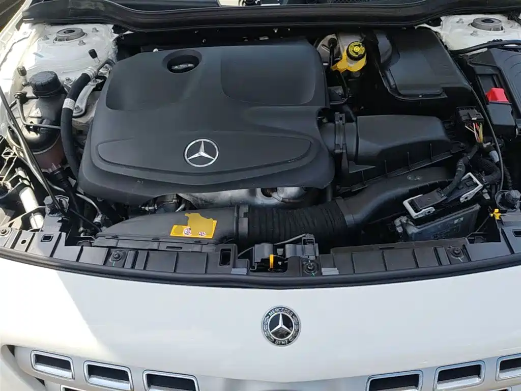 Mercedes-Benz GLA 2018 — фото 20