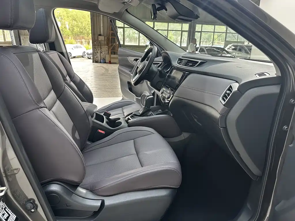 Nissan Qashqai 2023 — фото 8