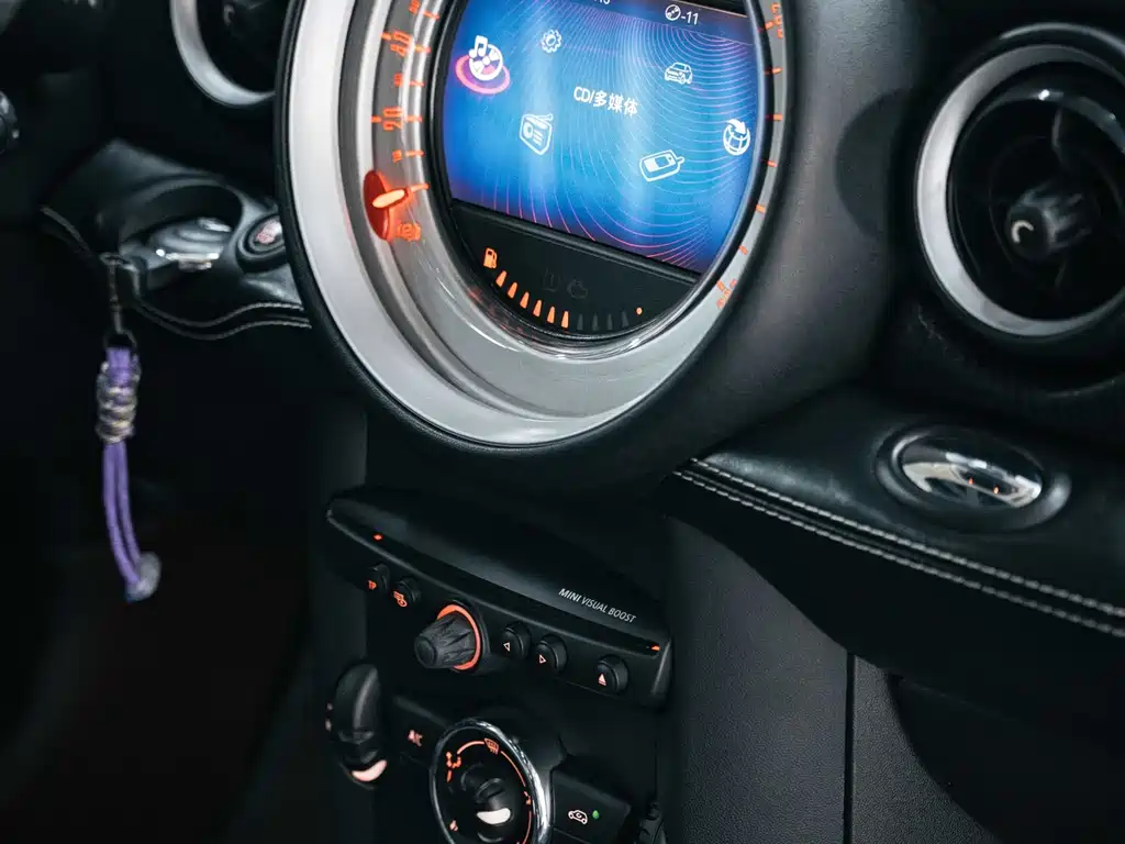 MINI Clubman 2013 — фото 21