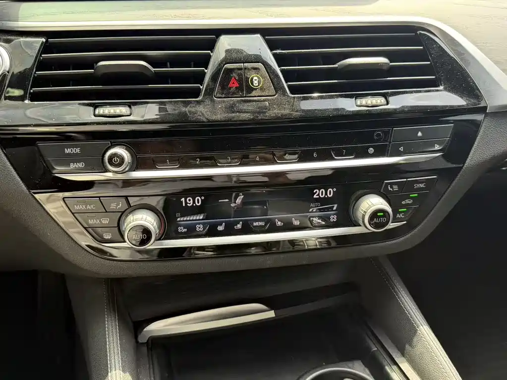 BMW 5 Series 2022