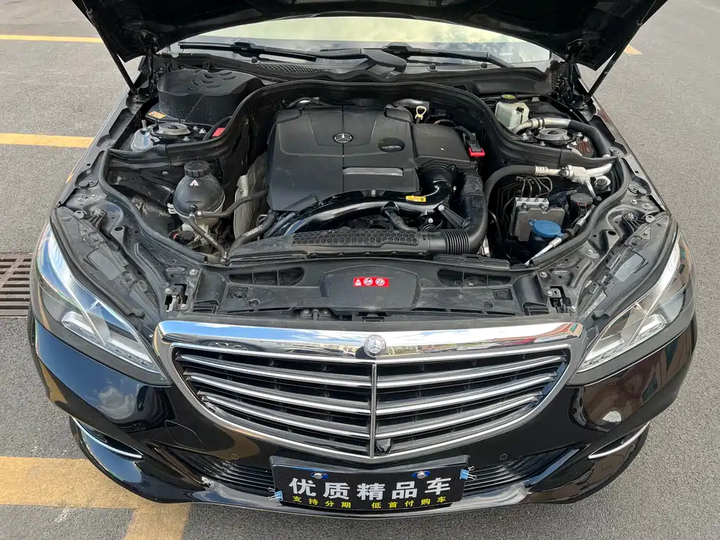 Mercedes-Benz E-Class 2015 — фото 26
