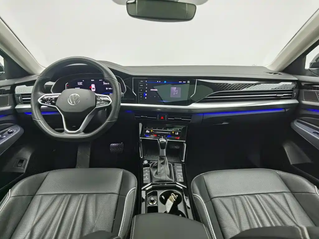 Volkswagen Passat 2023