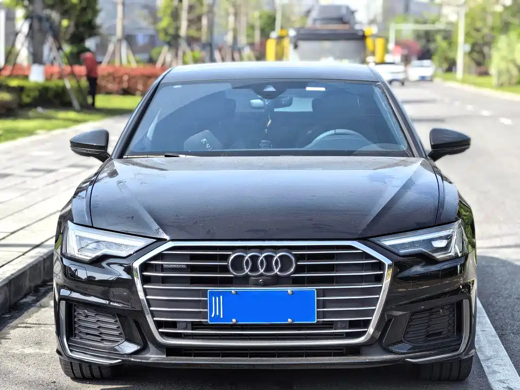 Audi A6L 2022