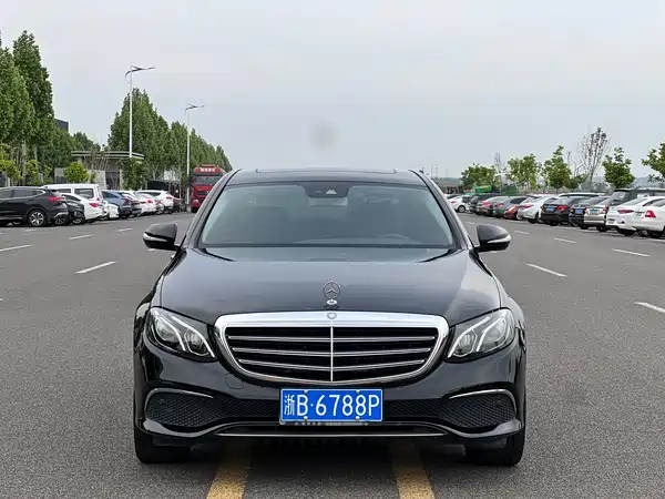 Mercedes-Benz E-Class 2016