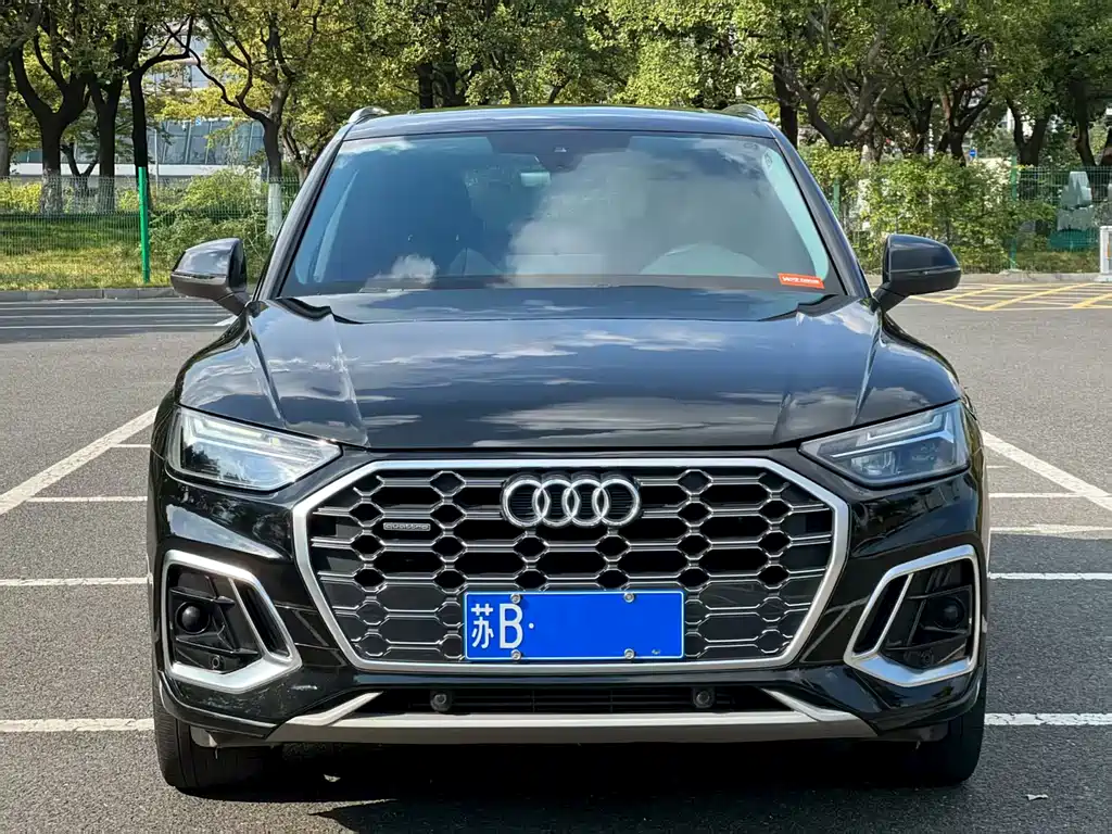 Audi Q5L 2022 — фото 17