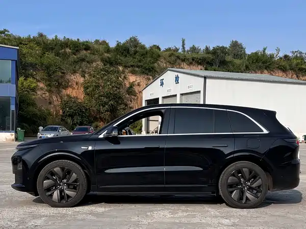 Li Auto L6 2024