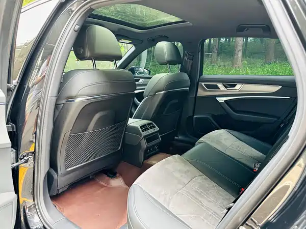 Audi A6L 2023