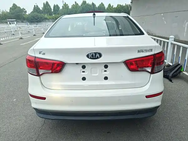 Kia K2 2016