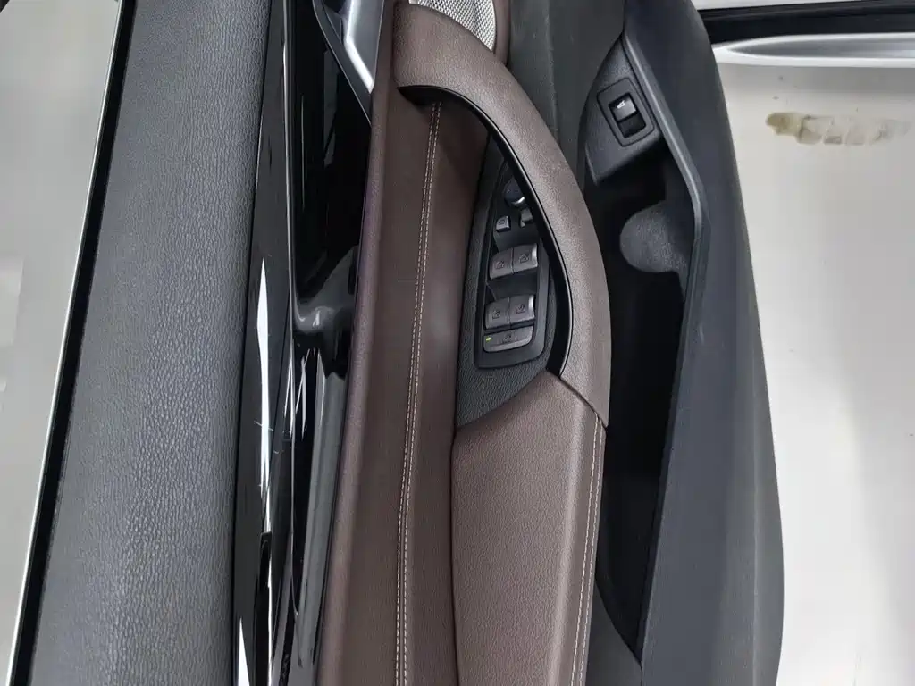 BMW X1 2022 — фото 13