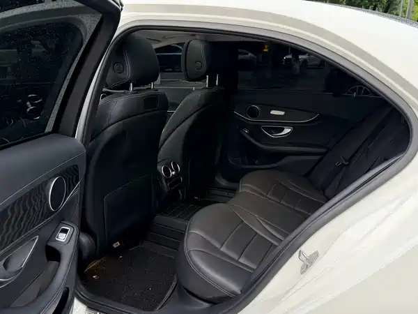 Mercedes-Benz C-Class 2019