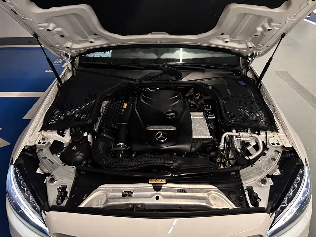 Mercedes-Benz C-Class 2018 — фото 16