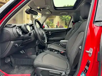 MINI MINI 2019