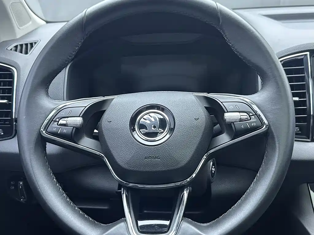 Skoda Karoq 2022 — фото 12
