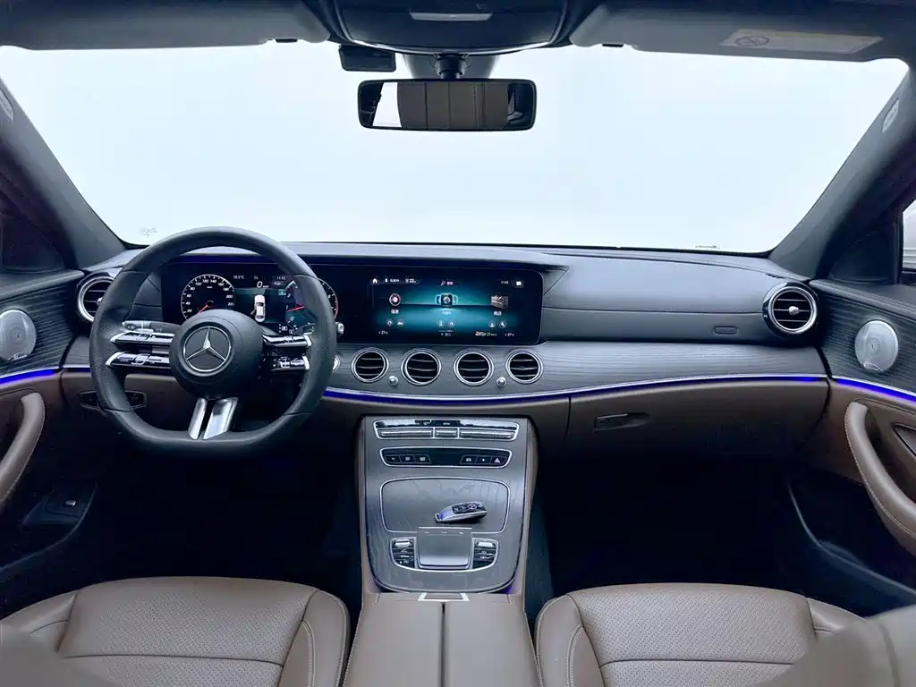 Mercedes-Benz E-Class 2021 — фото 14