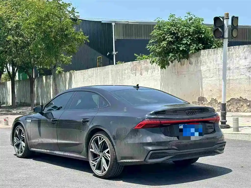 Audi A7L 2024 — фото 7