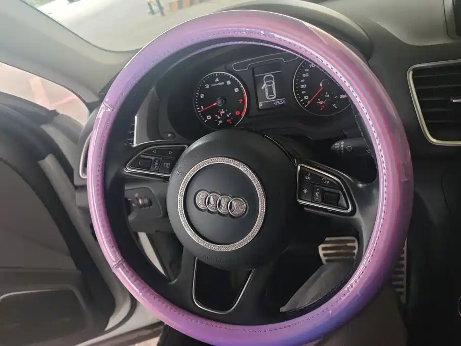 Audi Q3 2019 — фото 15