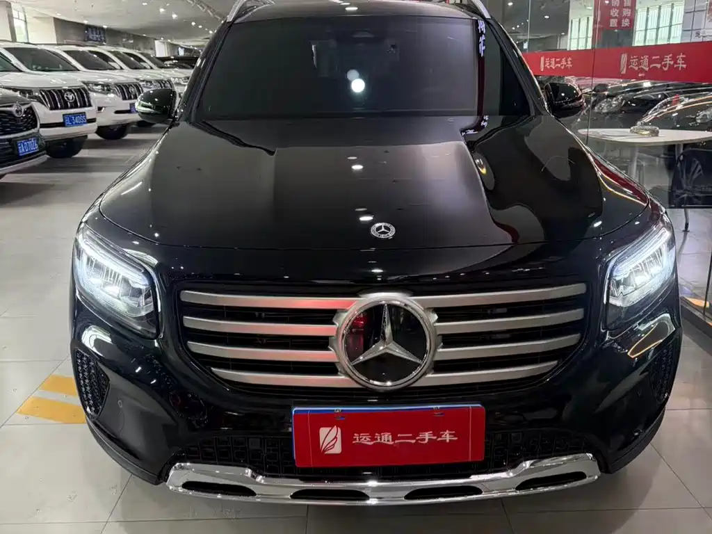 Mercedes-Benz GLB 2025
