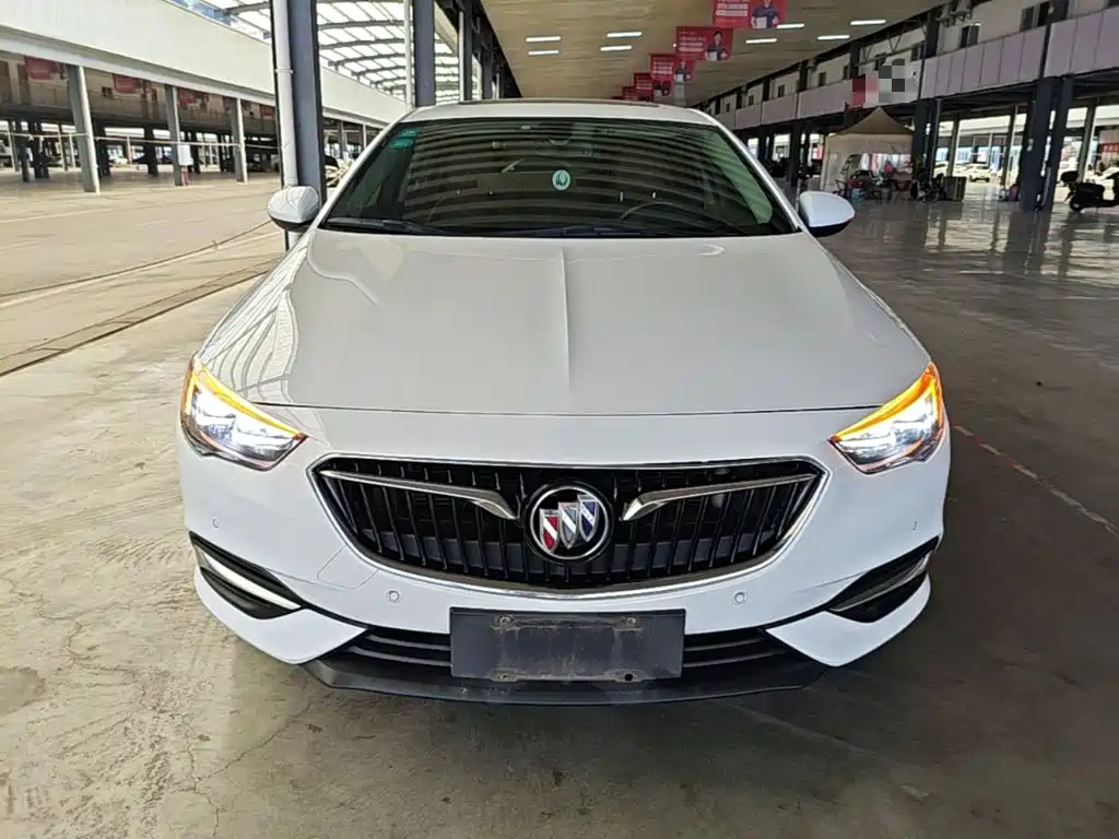 Buick Regal 2020 — фото 3