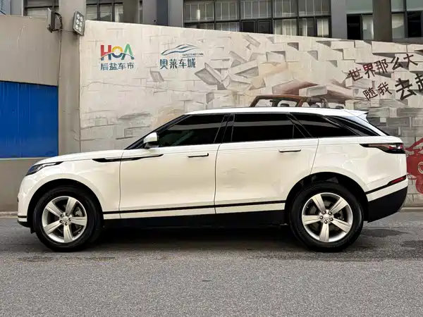 Land Rover Range Rover Velar 2021
