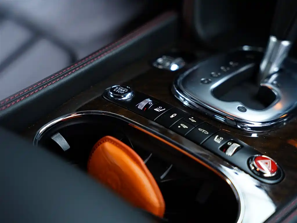 Bentley Continental 2013 — фото 40