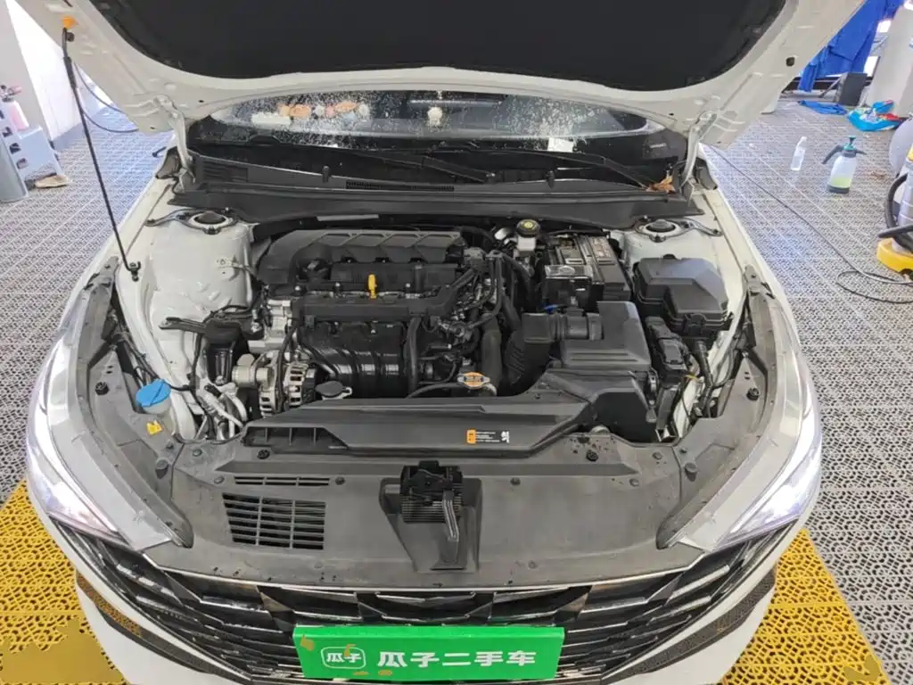 Hyundai Elantra 2023 — фото 20
