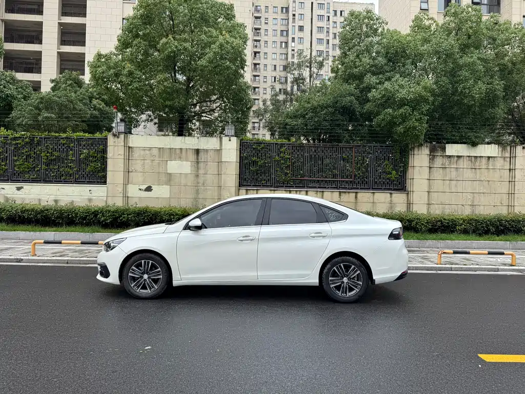 Peugeot 308 2017