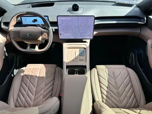 NIO ES6 2025