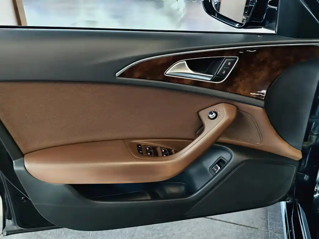 Audi A6L 2016