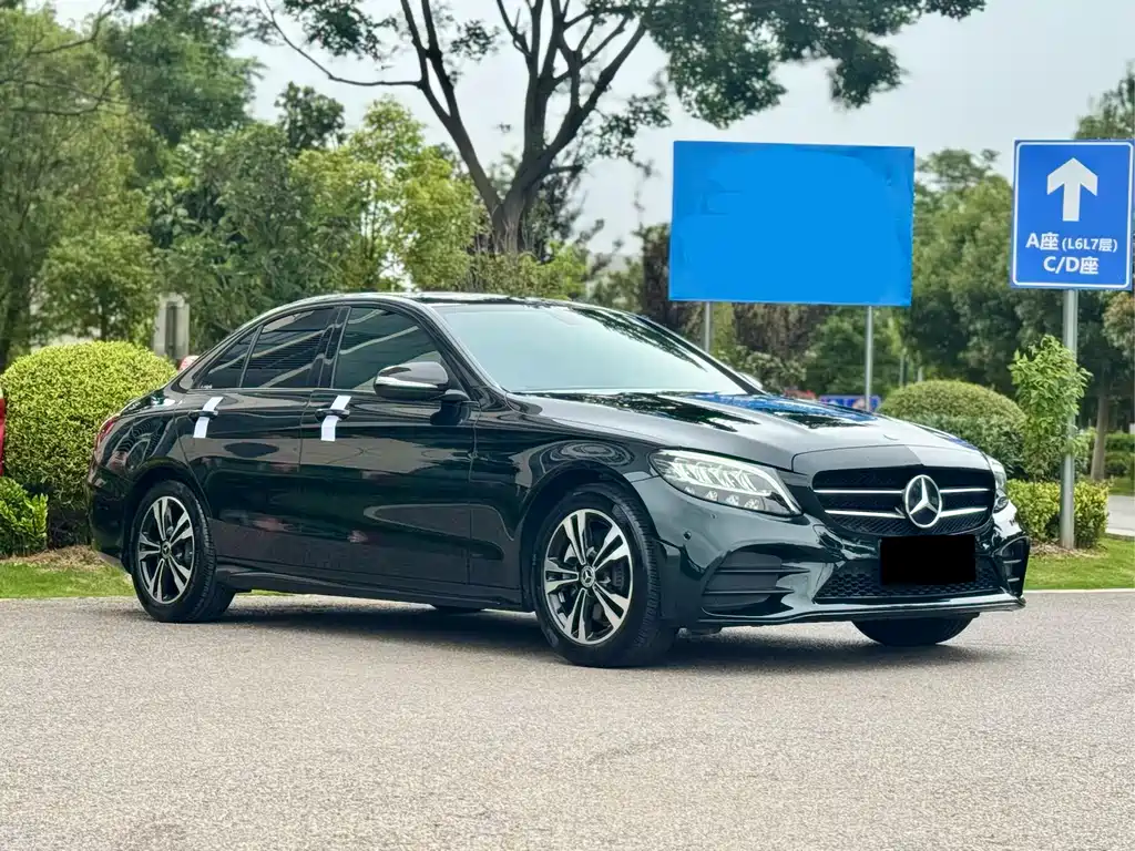Mercedes-Benz C-Class 2019