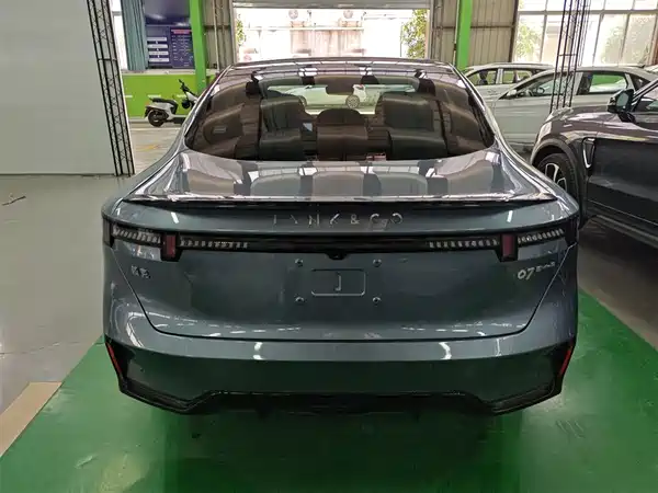 Lynk & Co 07 EM-P 2024