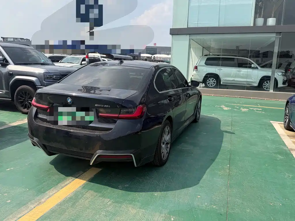 BMW i3 2022 — фото 11