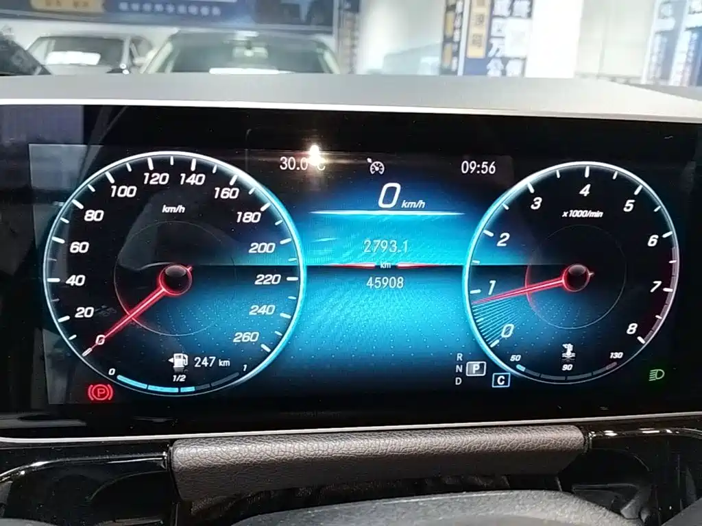 Mercedes-Benz B-Class 2020 — фото 12