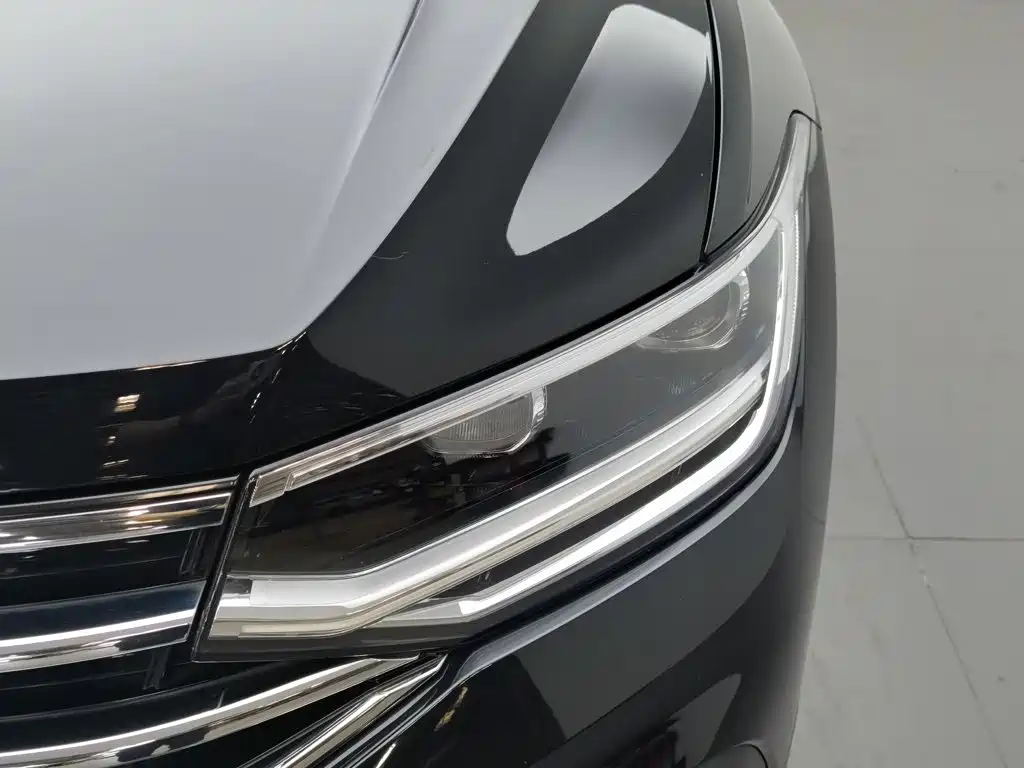 Volkswagen Tiguan L 2022 — фото 7