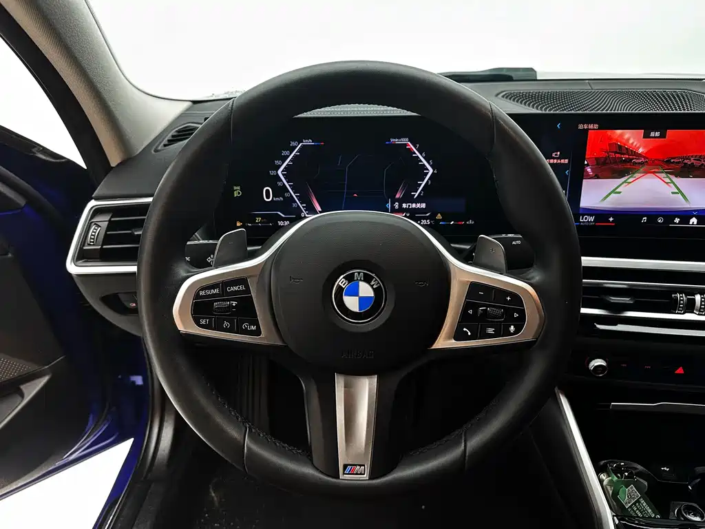 BMW 3 Series 2024 — фото 10