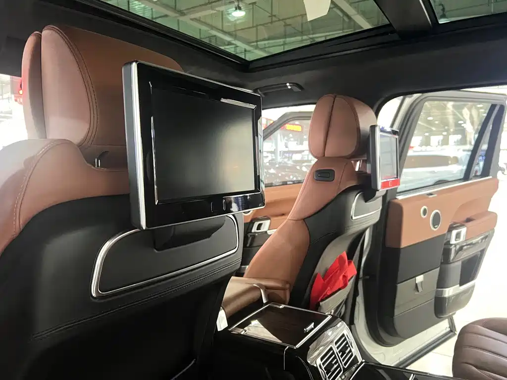 Land Rover Range Rover 2017 — фото 17