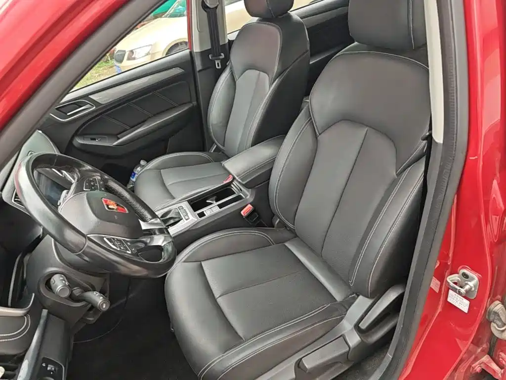 Roewe RX5 2018 — фото 15