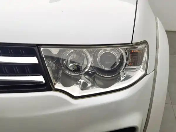 Mitsubishi Pajero Jinchang 2015
