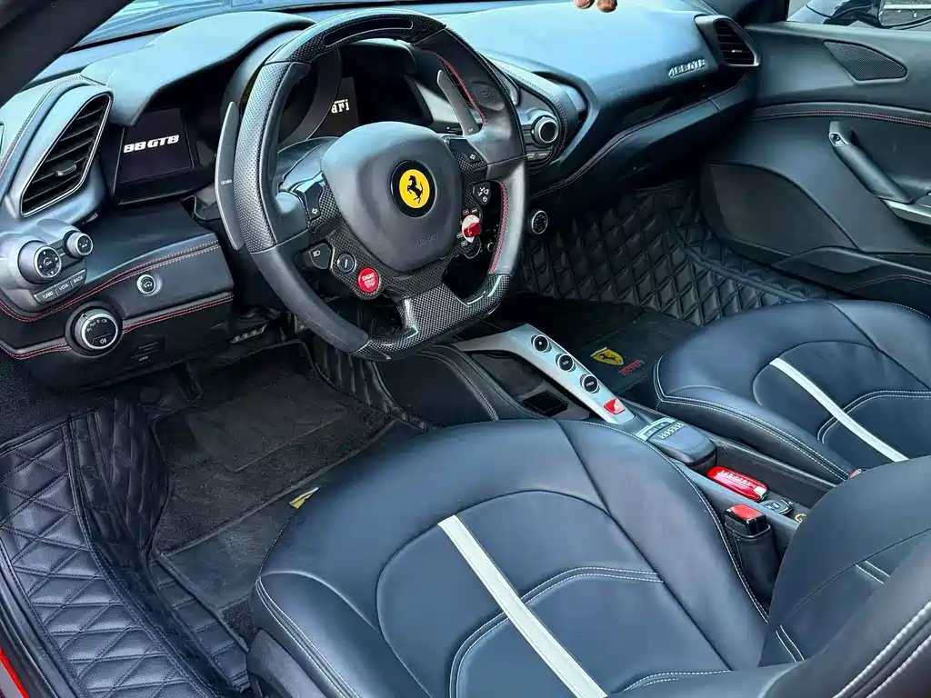 Ferrari 488 2017 — фото 6